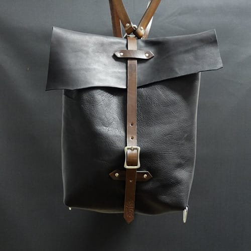 kertag_kozene_designove_batohy_tasky_cerny_batoh