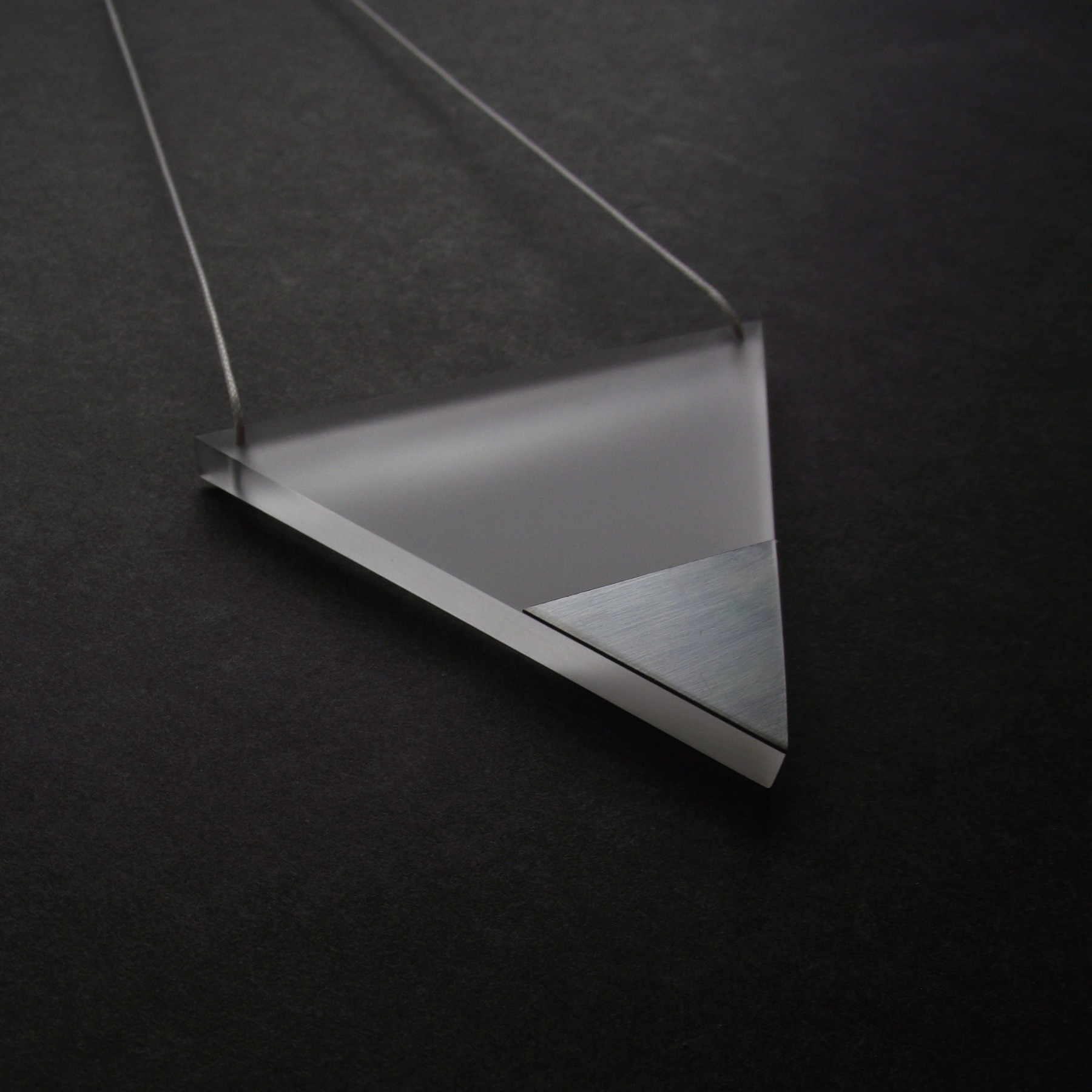 YO SOY Náhrdelník PURE Steel Triangle