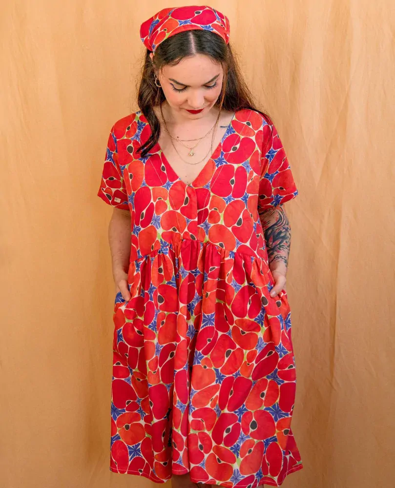 AWACLOTHES Šaty PIROS POPPY