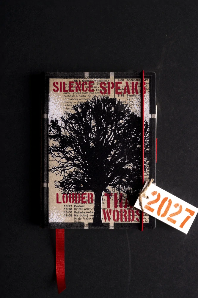 DEAFMESSANGER Diář 2027 Silent Tree