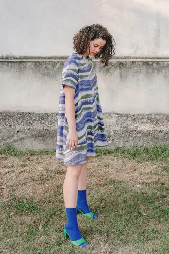 AWACLOTHES Šaty PIROS WAVE