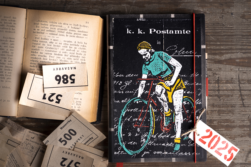 DEAFMESSANGER Diář 2025 Postamte Bike