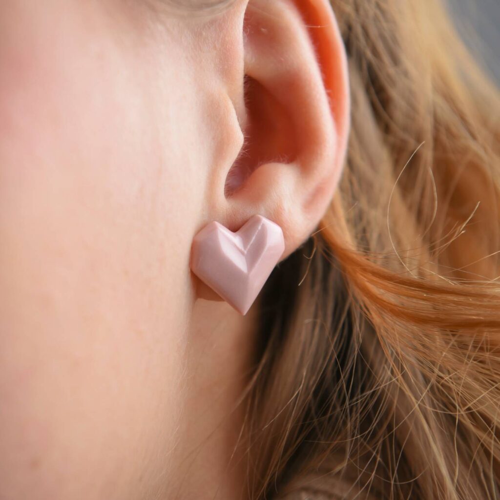 STEHLIK DESIGN Porcelánové náušnice SRDCE růžové