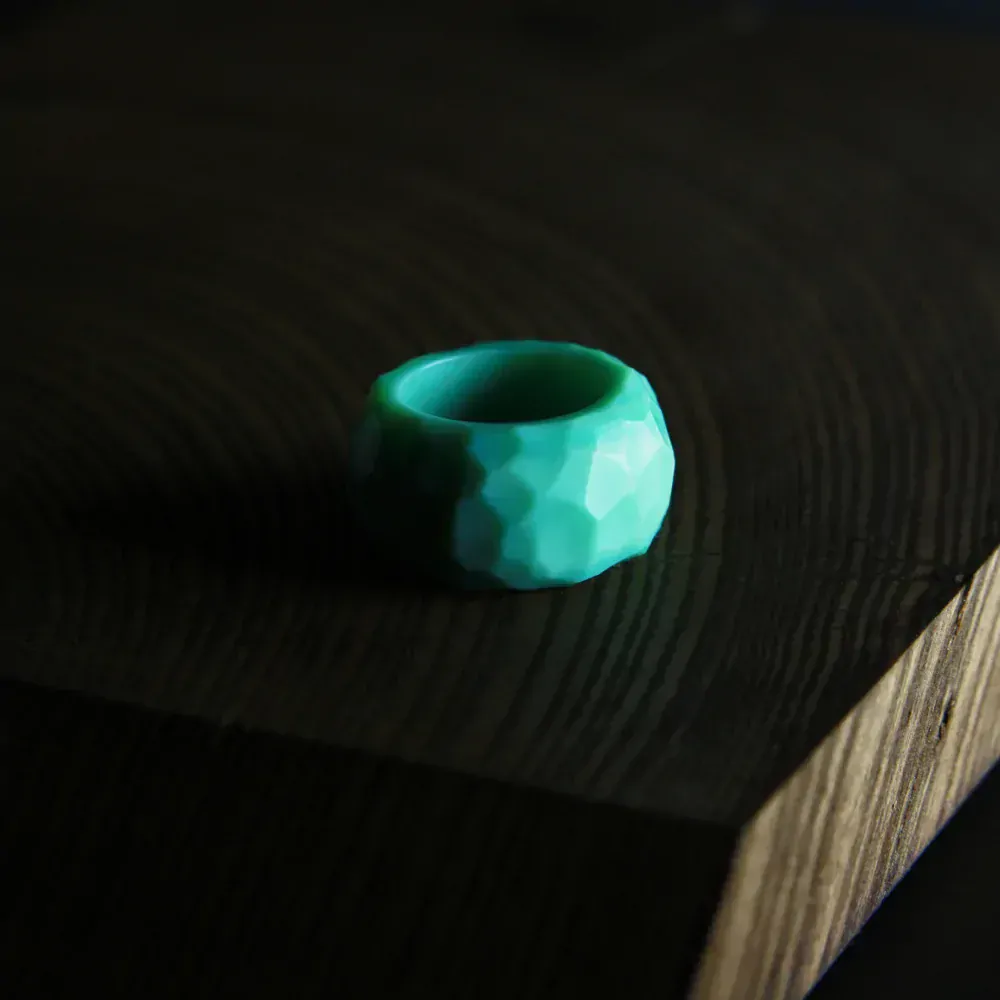 LUBA BAKIČOVÁ Prsten ze skla CIRCLE