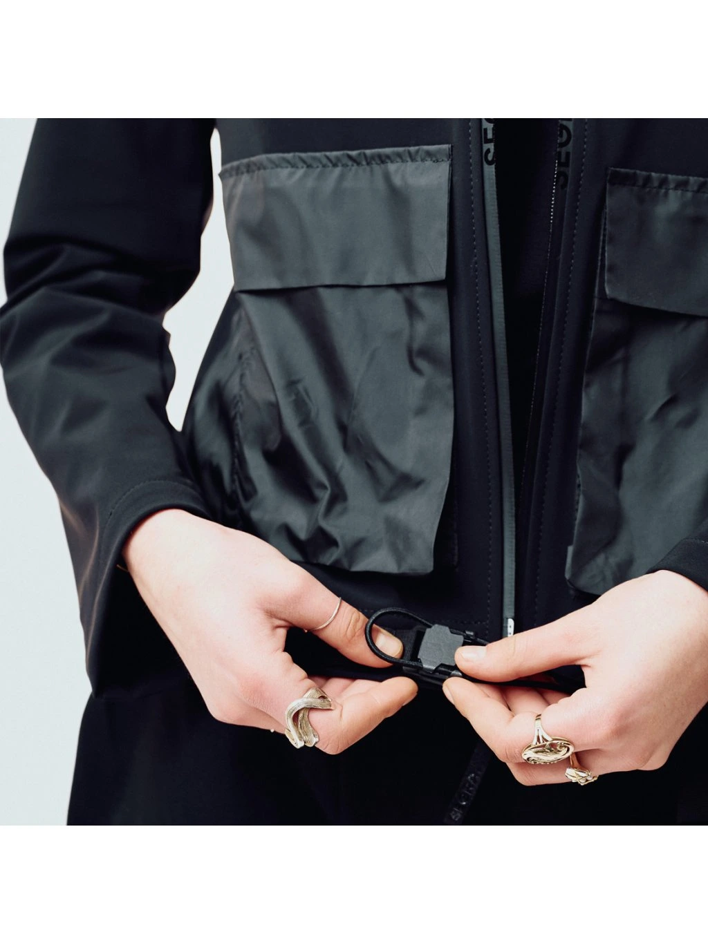 SEGRASEGRA Nepromokavá krátká bunda 