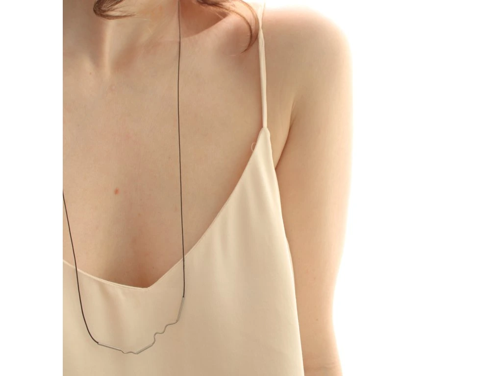 YO SOY Náhrdelník Vlnka AQUA III