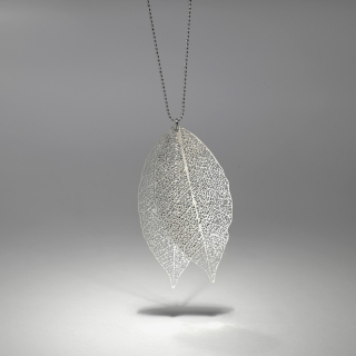 MICHAELA GORCOVÁ Řetízek Bobkový list nerez