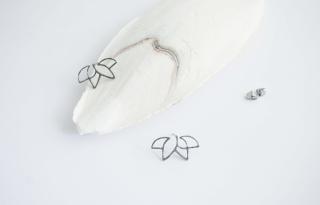 INTIMITY Náušnice LEKNÍN