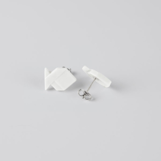 STEHLIK DESIGN Porcelánové náušnice RYBY bílé