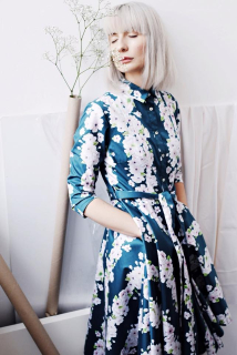 LUCIE KOMARKOVÁ Šaty FLOWERS